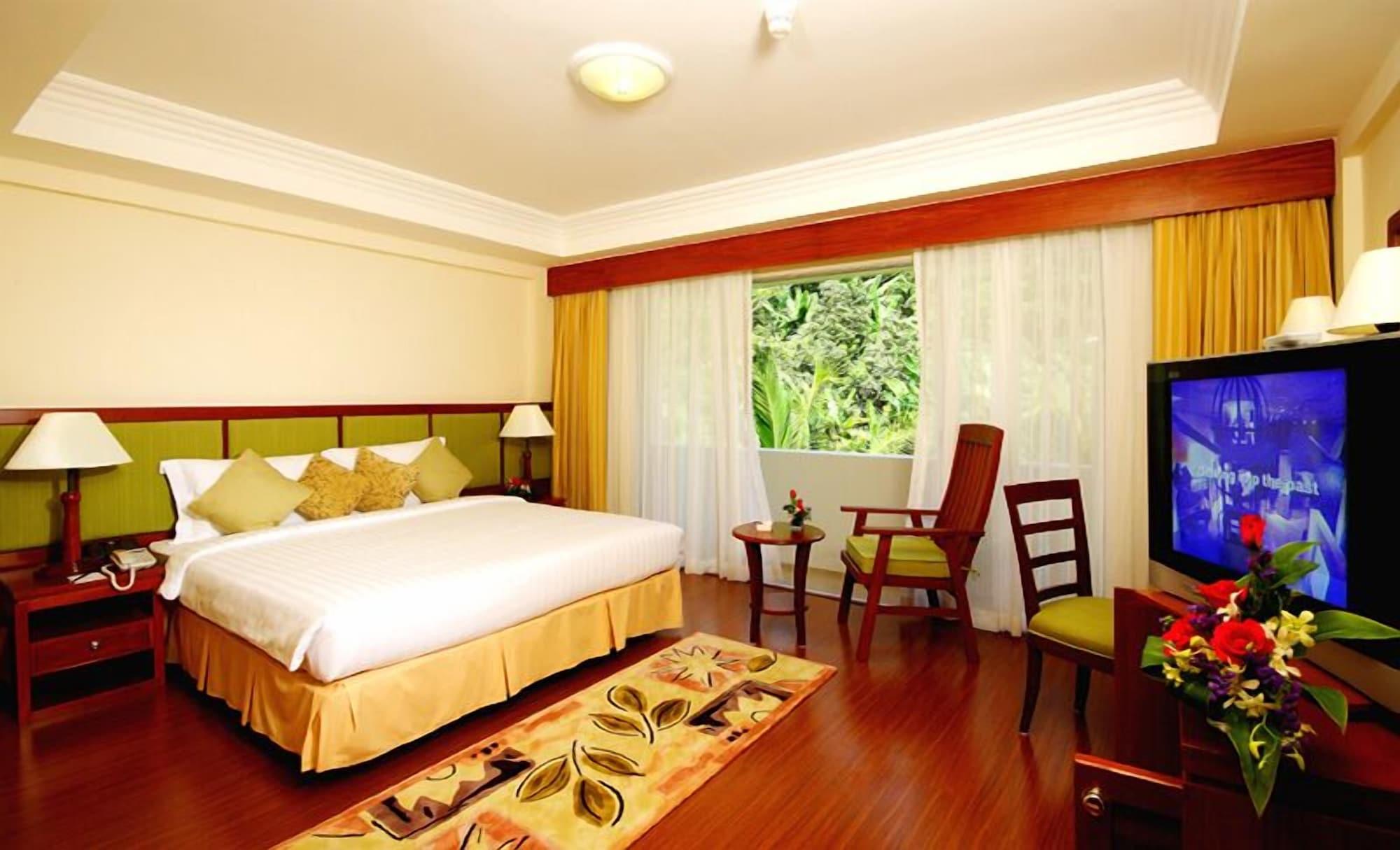 Kalim Resort Patong Ngoại thất bức ảnh